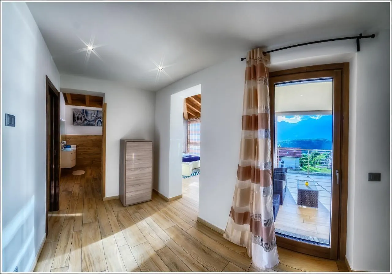 Villa Tadi Laro Luxury Deluxe Comer See Colico 0*,  Ιταλία